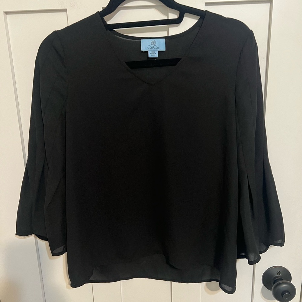 CeCe Black Bell Sleeve v-Neck Blouse Size XXS